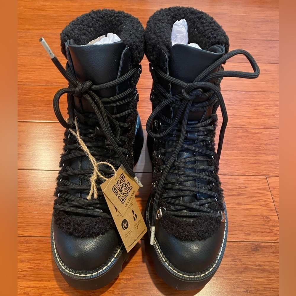 Steve Madden Black Hiking boots​